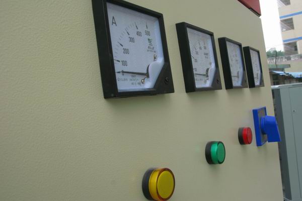 天峨配电柜-3683讲讲配电柜注意事项